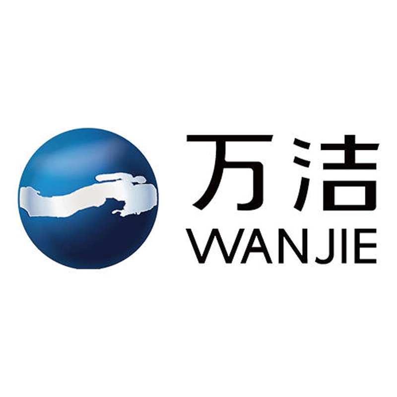 玻璃牌匾是许多企业门面的亮点，但随着时间推移会积聚尘土和污渍。如何有效清洁玻璃牌匾而不损伤其表面？今天我们就一起来探讨一下。